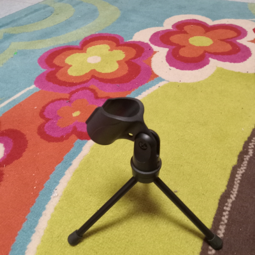 Microphone and Headphone Set - Picture 8 of 10